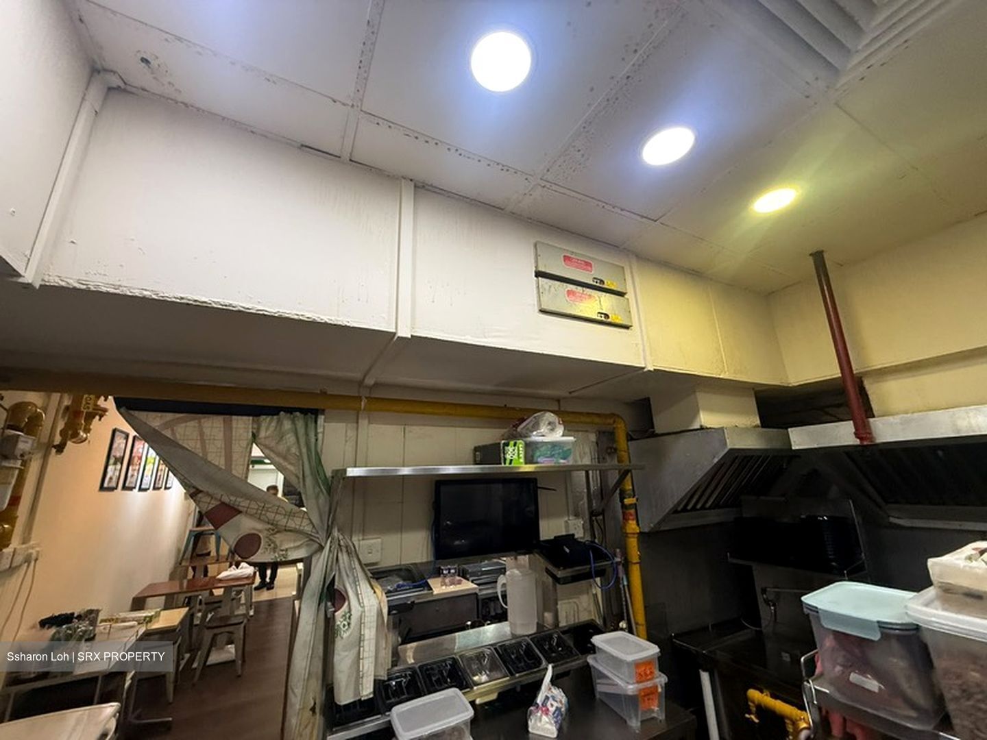 Lucky Plaza (D9), Retail #638137861